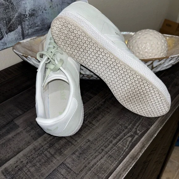 adidas Gazelle Women's Sneakers in White and Mint - Picture 6 of 11